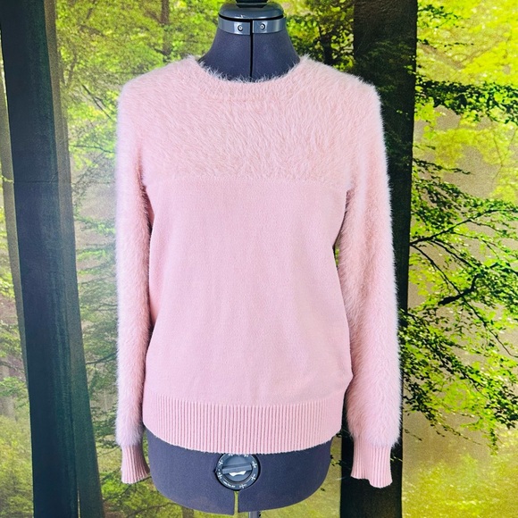 Textured Fuzzy Pink Sweater - Picture 2 of 5